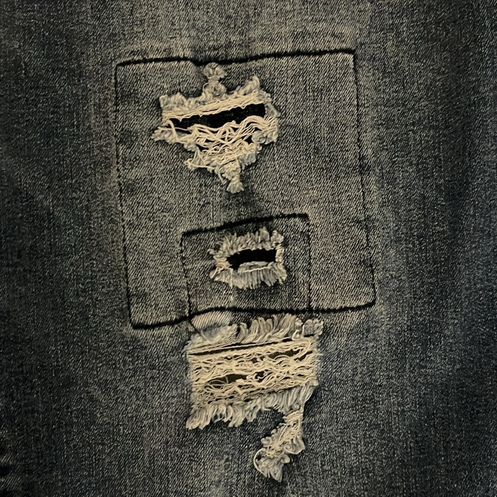 Distressed Blue Cropped Jeans - Picture 4 of 6